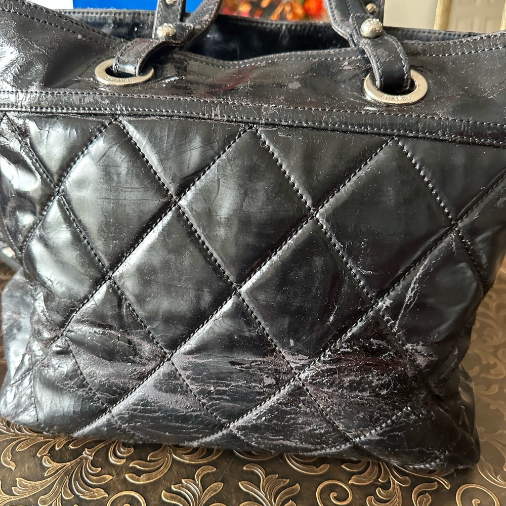 Chanel Handbag - Picture 8 of 16